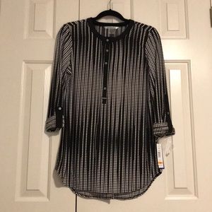 Nygard half button top (brand new!)